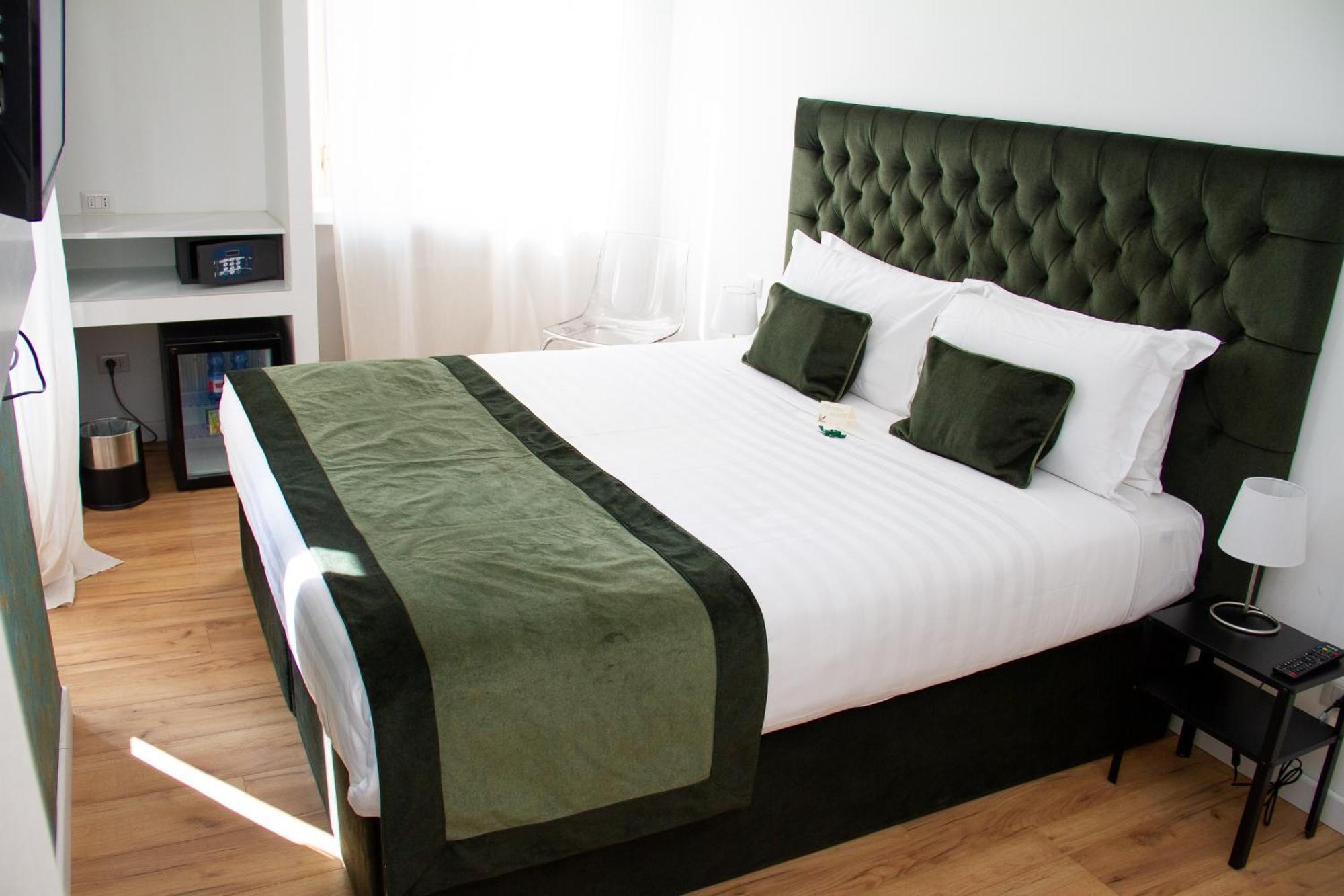 Home At Rome St. Peter Rooms&Apartment מראה חיצוני תמונה