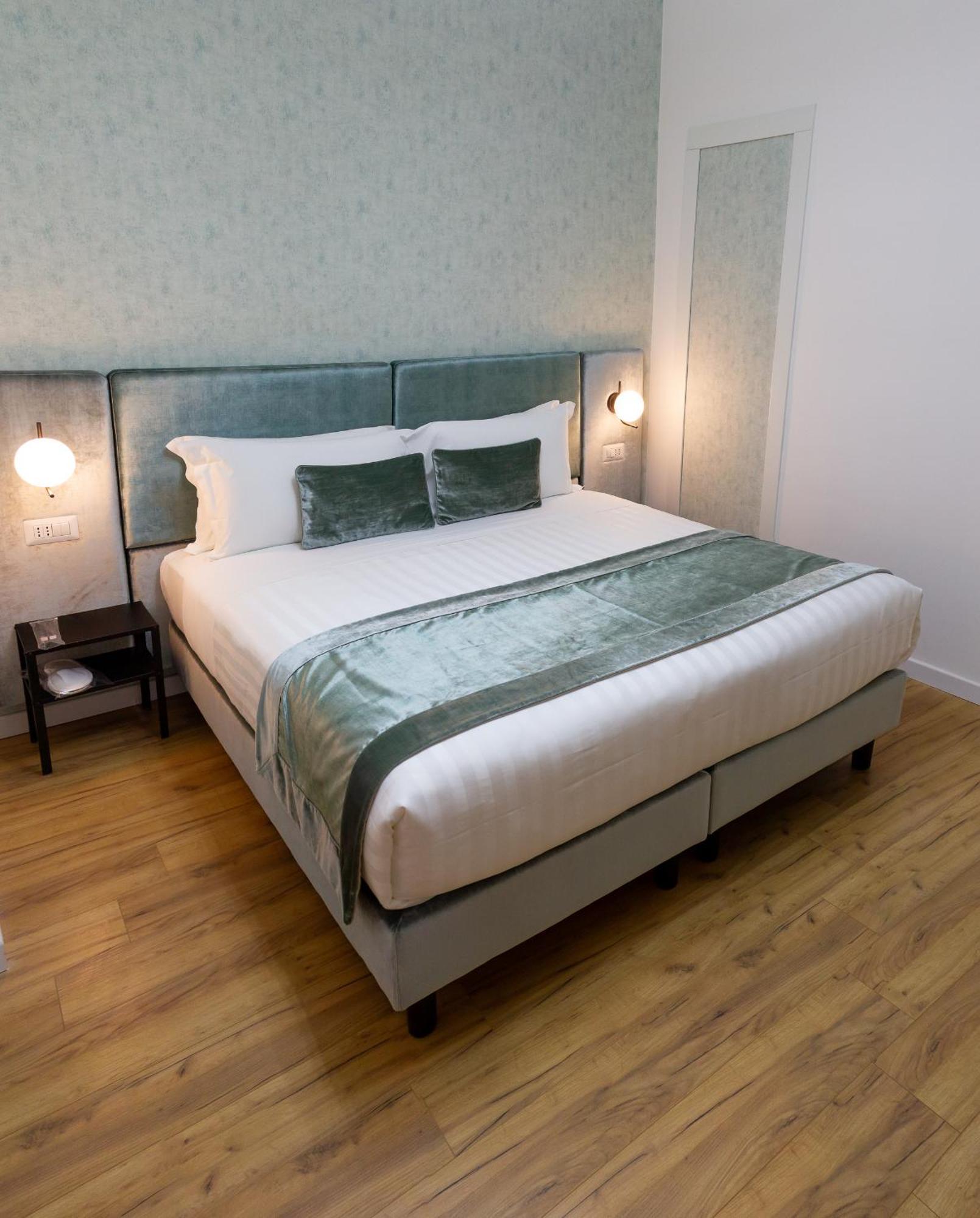 Home At Rome St. Peter Rooms&Apartment מראה חיצוני תמונה