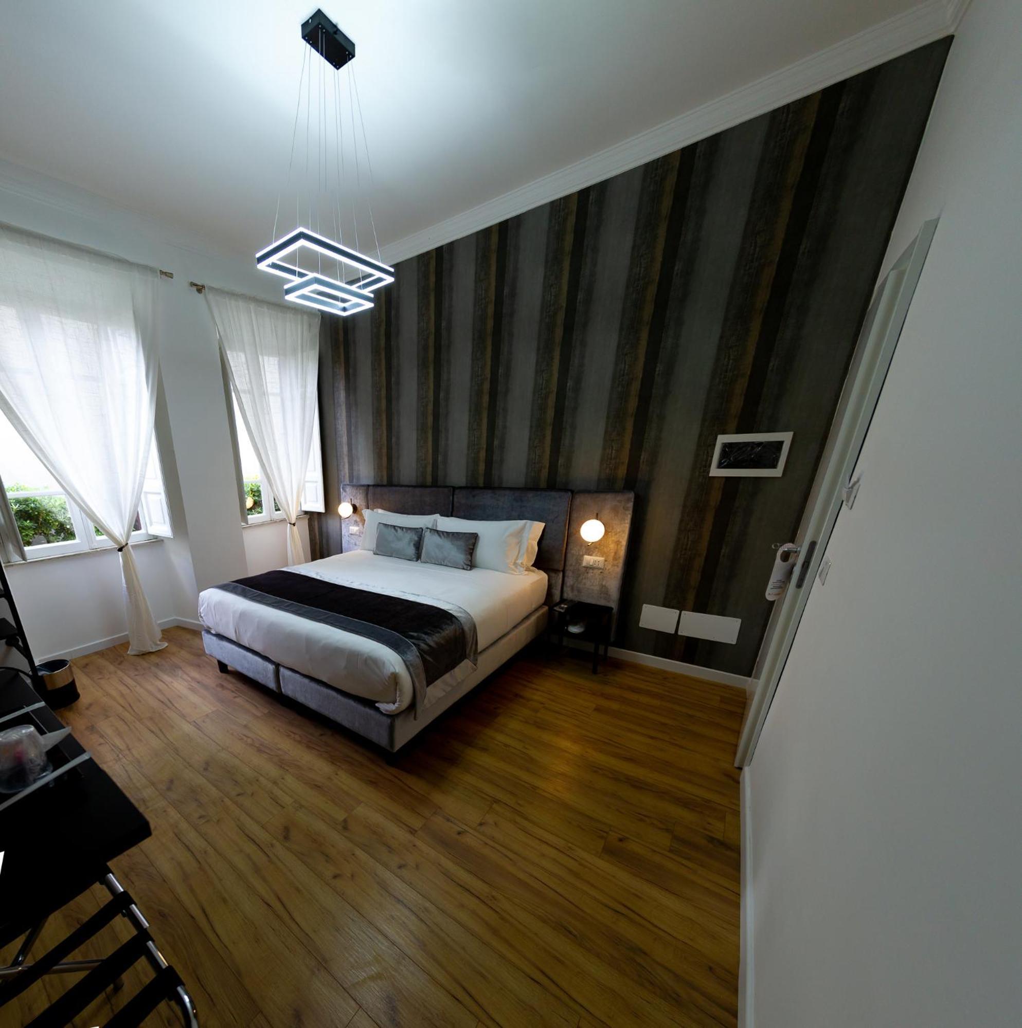 Home At Rome St. Peter Rooms&Apartment מראה חיצוני תמונה